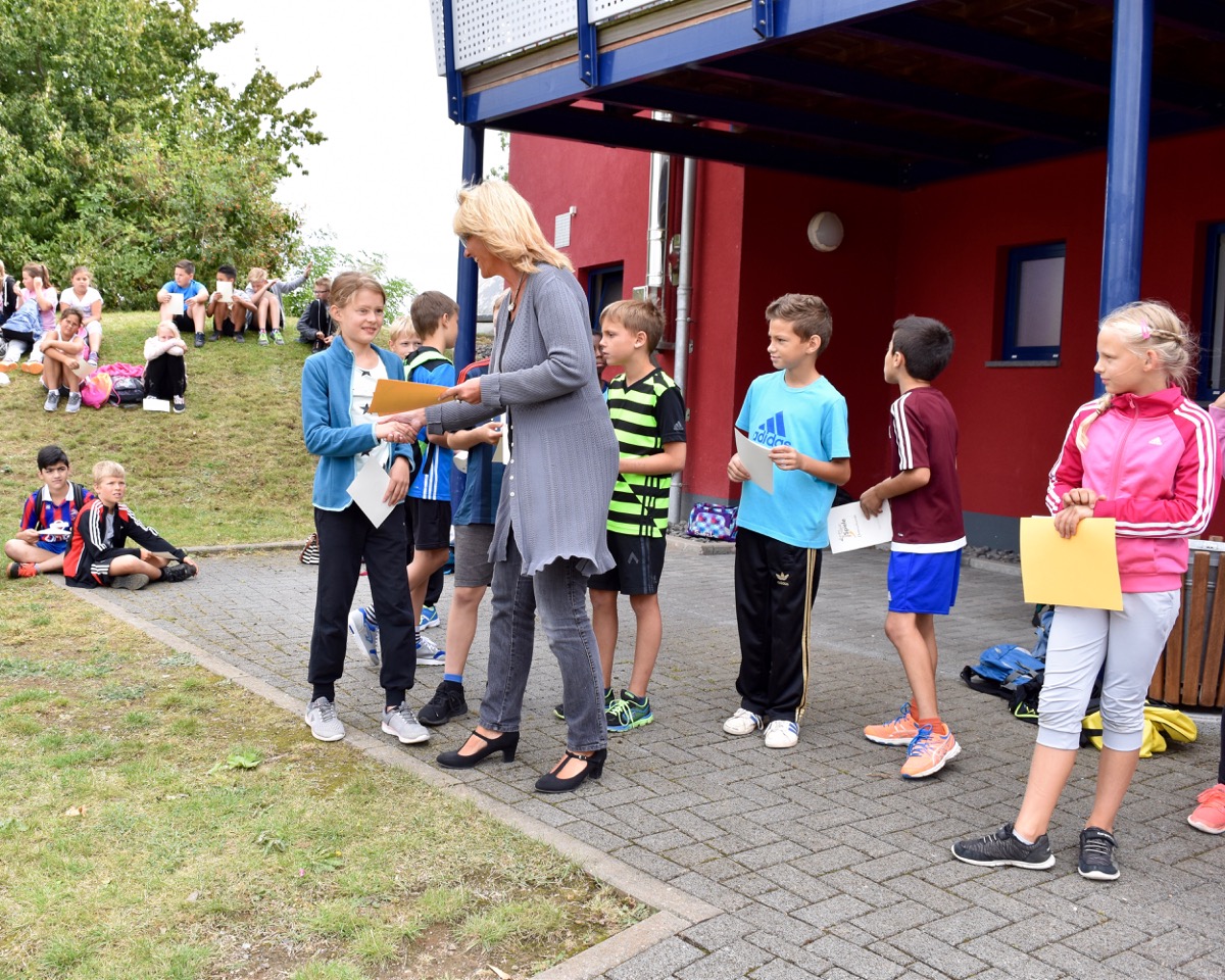 Siegerehrung durch Frau Staffa